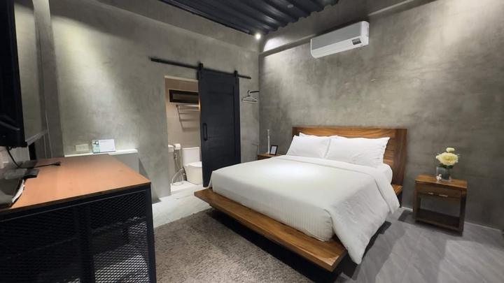 Bedroom 1, second view